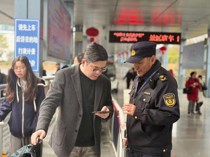 执法守护平安路 书写新春“敬业福”——黄山市交通执法支队圆满完成春节运输保障任务