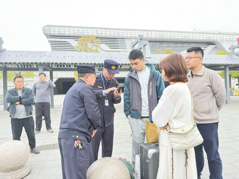 春风护归途 清明守平安